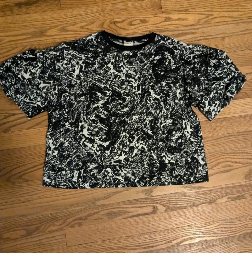 Kowtow origami top in "folio" print -- sz s